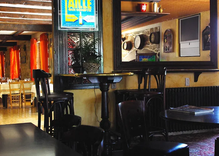 Hotel L'auberge Fleurie Le Nayrac