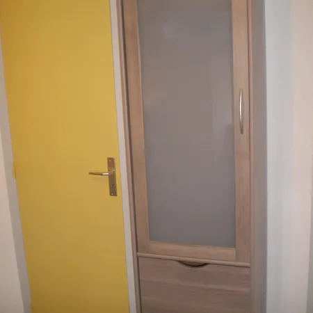 מלון L'auberge Fleurie Le Nayrac