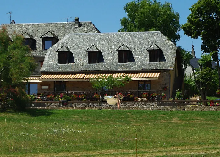 호텔 L'auberge Fleurie Le Nayrac